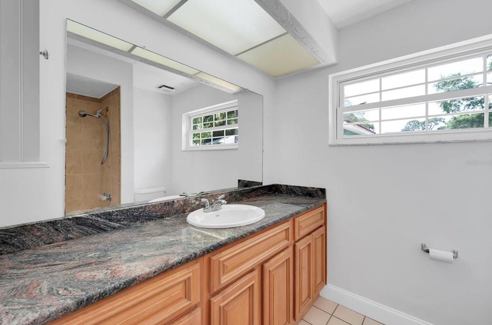 6701 16 Way, Saint Petersburg FL  33712-5901 exterior