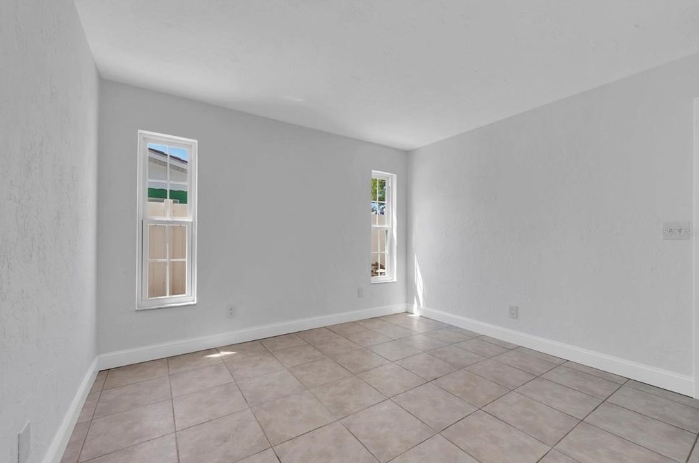 6701 16 Way, Saint Petersburg FL  33712-5901 exterior