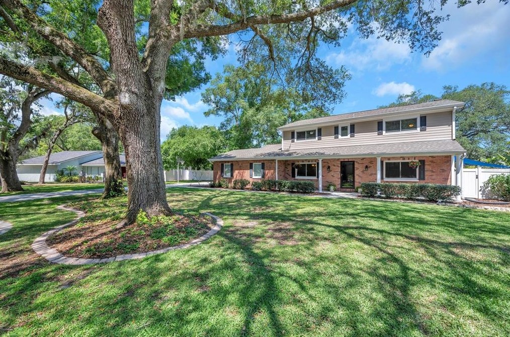 2206 Alder Way, Brandon, FL 33510-2206