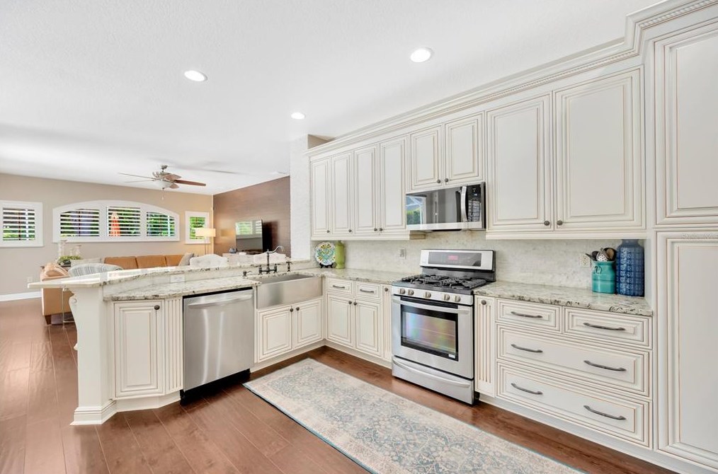 10254 Arbor Side Dr, Tampa FL  33647-2951 exterior