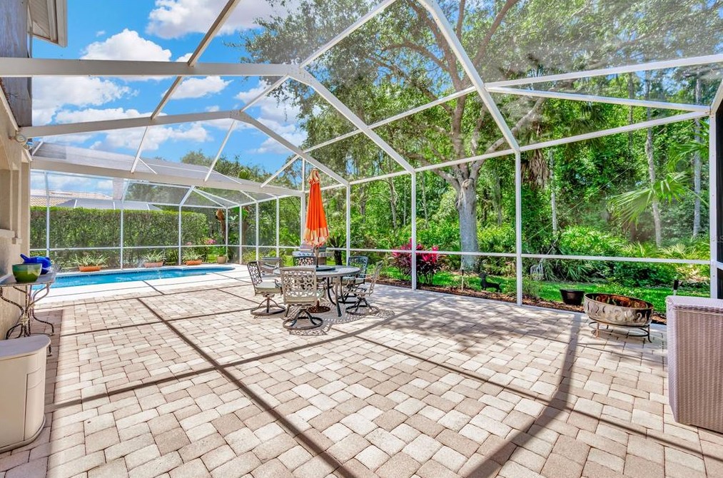 10254 Arbor Side Dr, Tampa FL  33647-2951 exterior