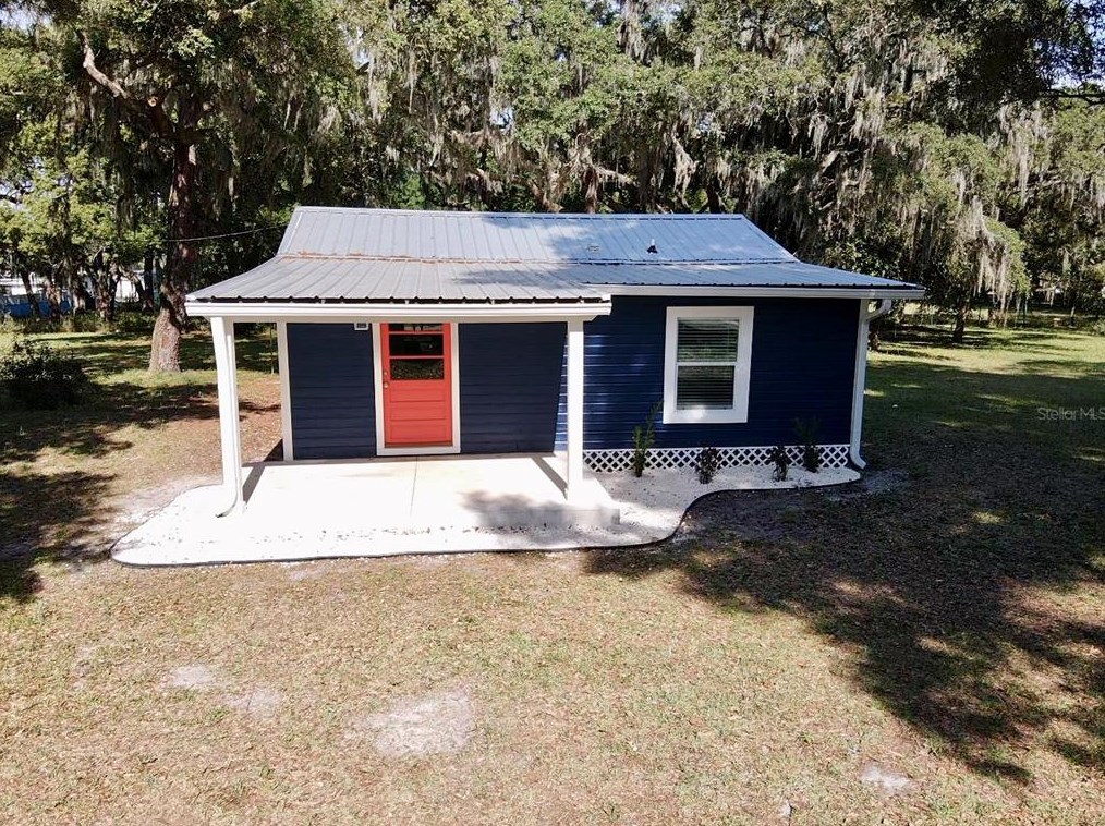 4746 Lamar Rd, Zephyrhills, FL 33541-3528