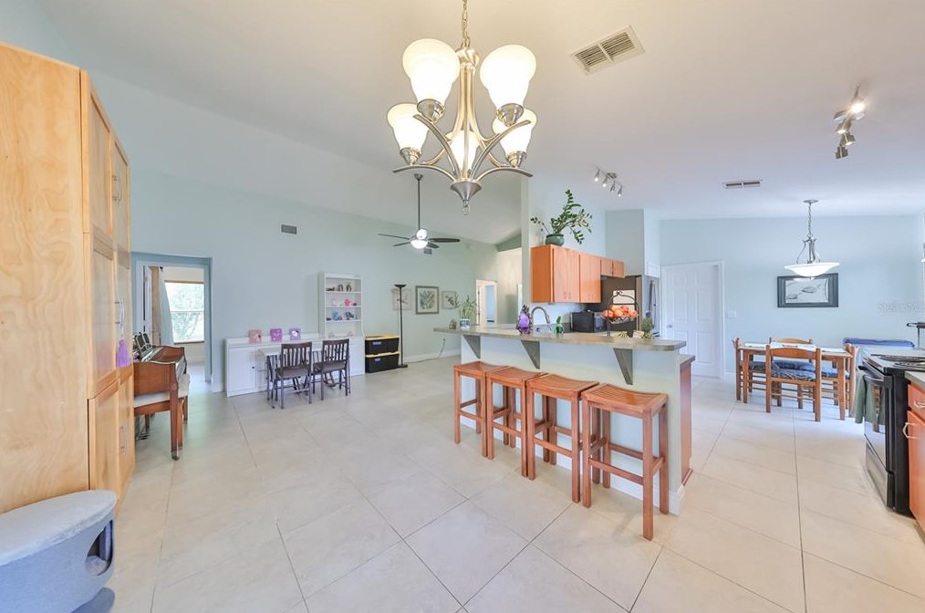 2910 Forest Reserve Pl, Seffner, FL 33584