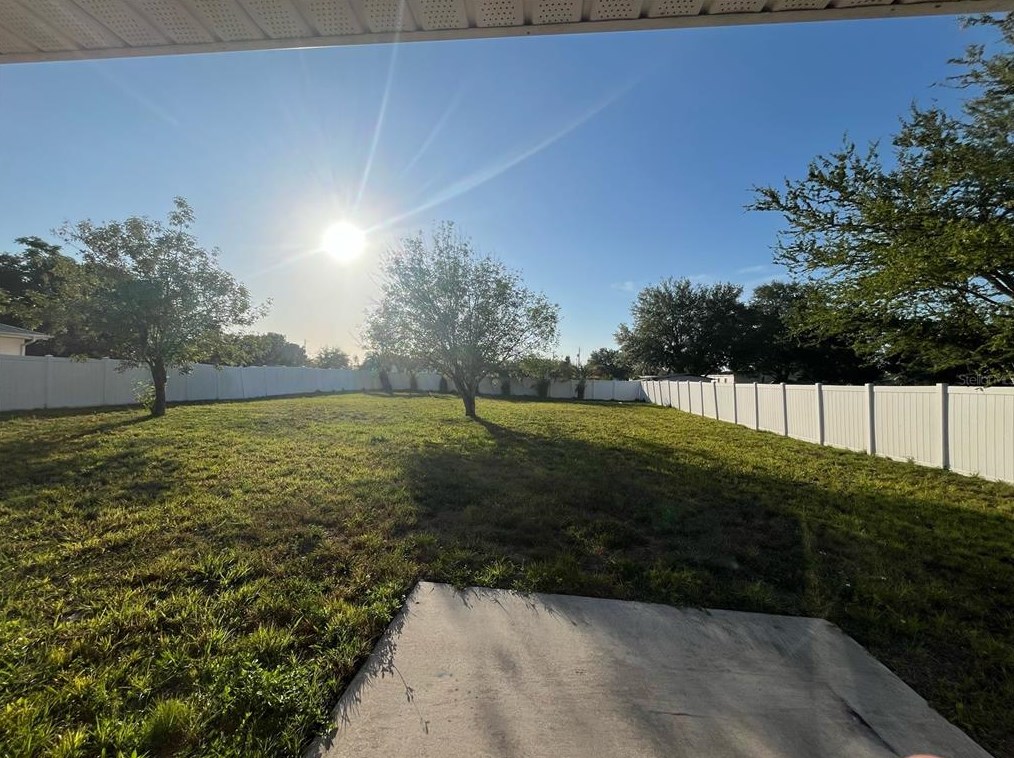 2121 J St, Wimauma, FL 33598