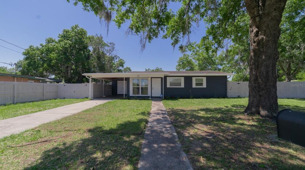 415 N Walter Dr, Plant City, FL 33563