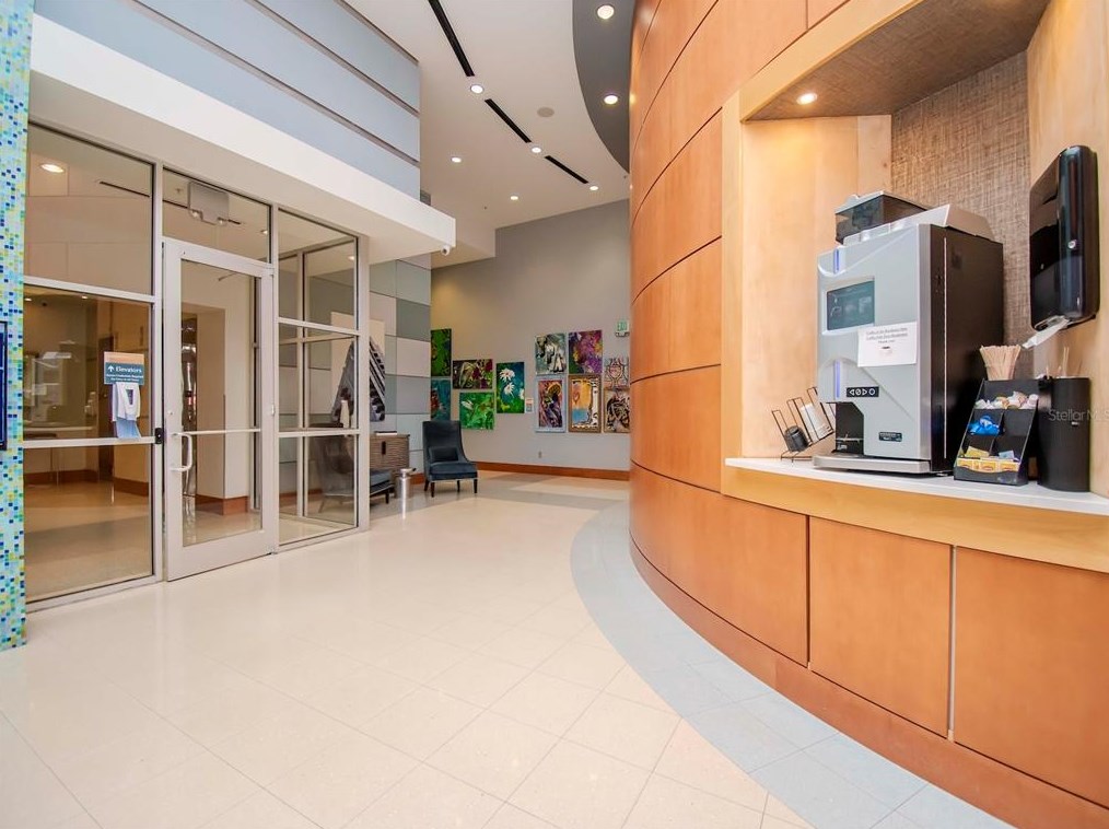 777 Ashley Dr, Tampa FL  33602-4356 exterior