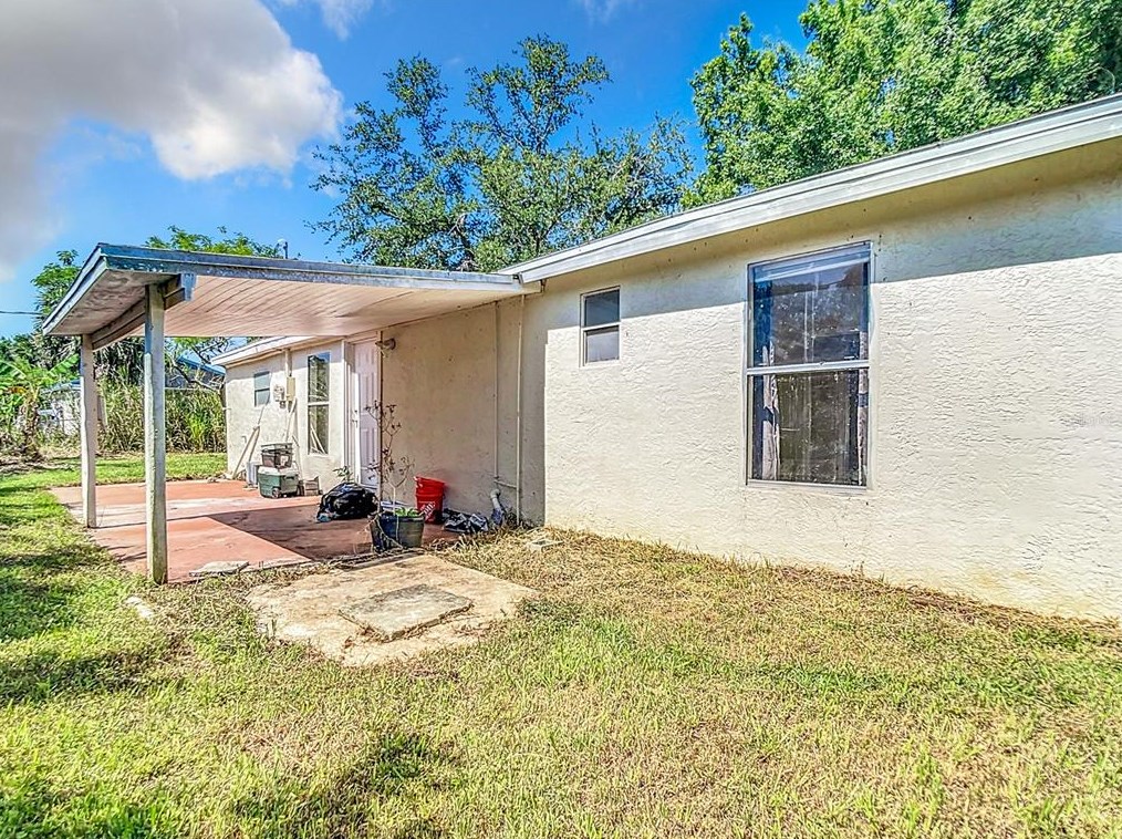 2624 Lee St, Punta Gorda FL exterior