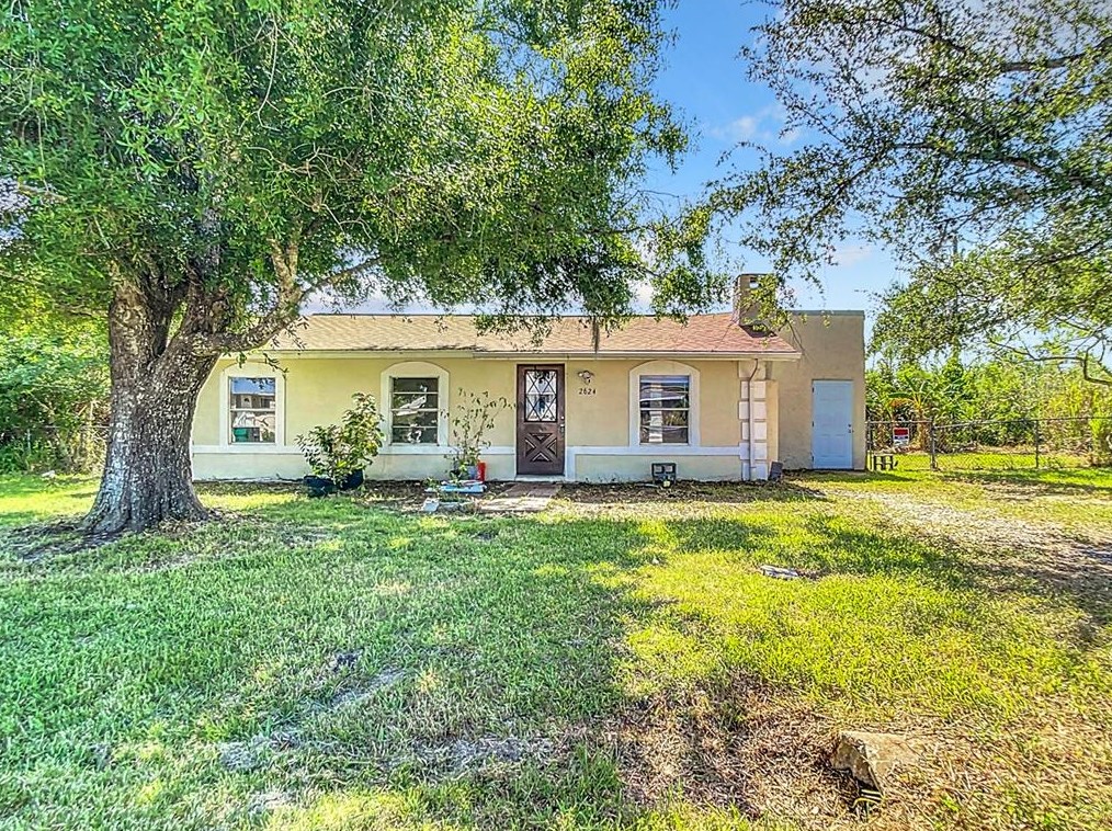 2624 Lee St, Punta Gorda FL exterior