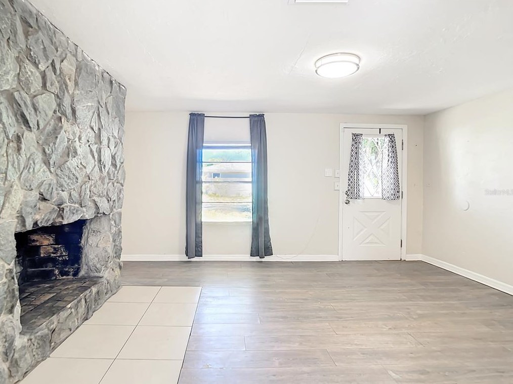 2624 Lee St, Punta Gorda, FL 33950-6900
