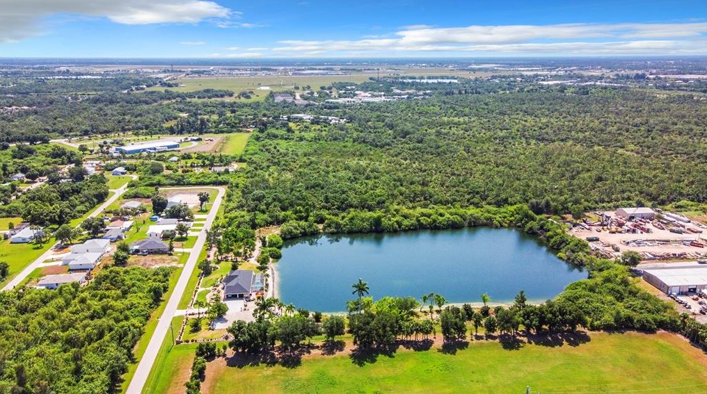 2624 Lee St, Punta Gorda FL exterior