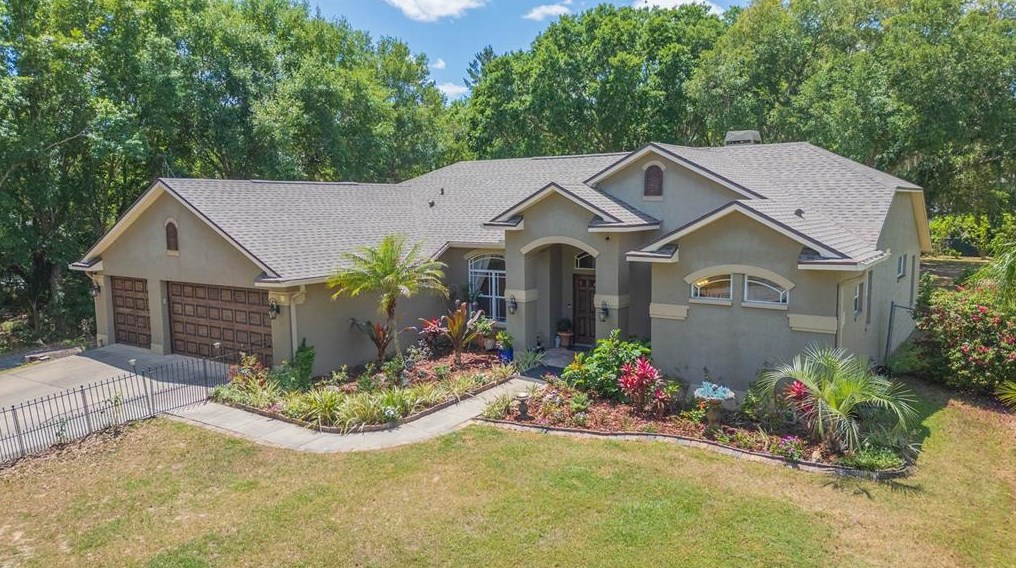 3109 Foxwood Blvd, Zephyrhills, FL 33543