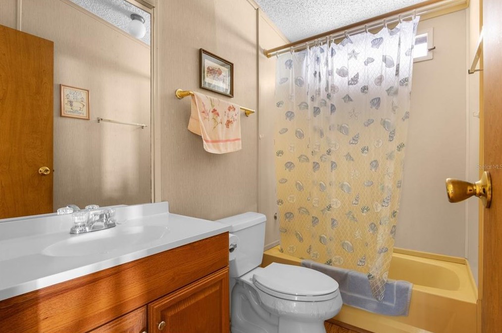 38760 Vulcan Cir, Zephyrhills FL exterior