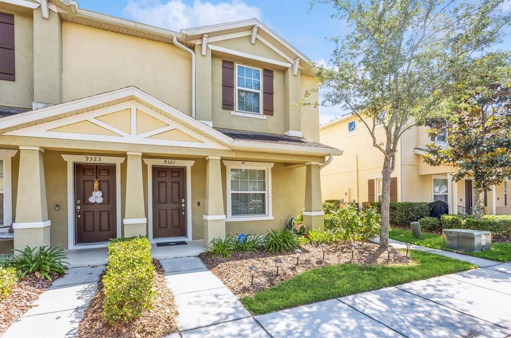 9321 American Hickory Ln, Riverview, FL 33578
