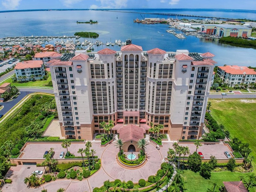 5823 Bowen Daniel Dr, Tampa, FL 33616-1481