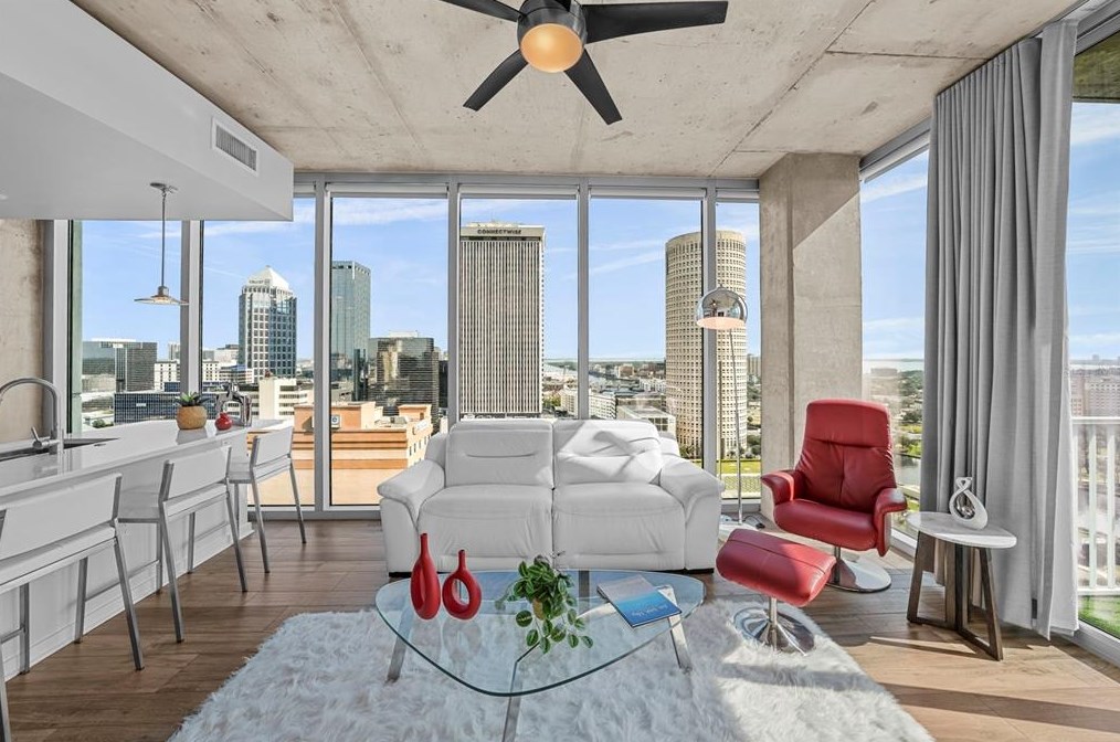 777 Ashley Dr, Tampa FL  33602-4356 exterior