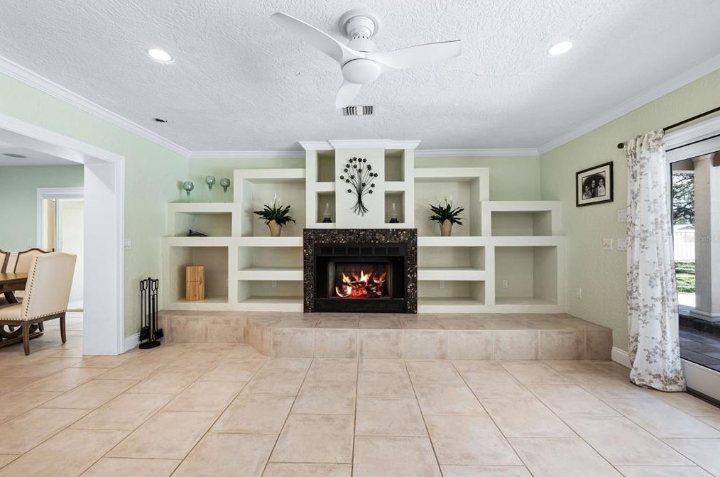 10767 Danielle Dr, Largo FL exterior