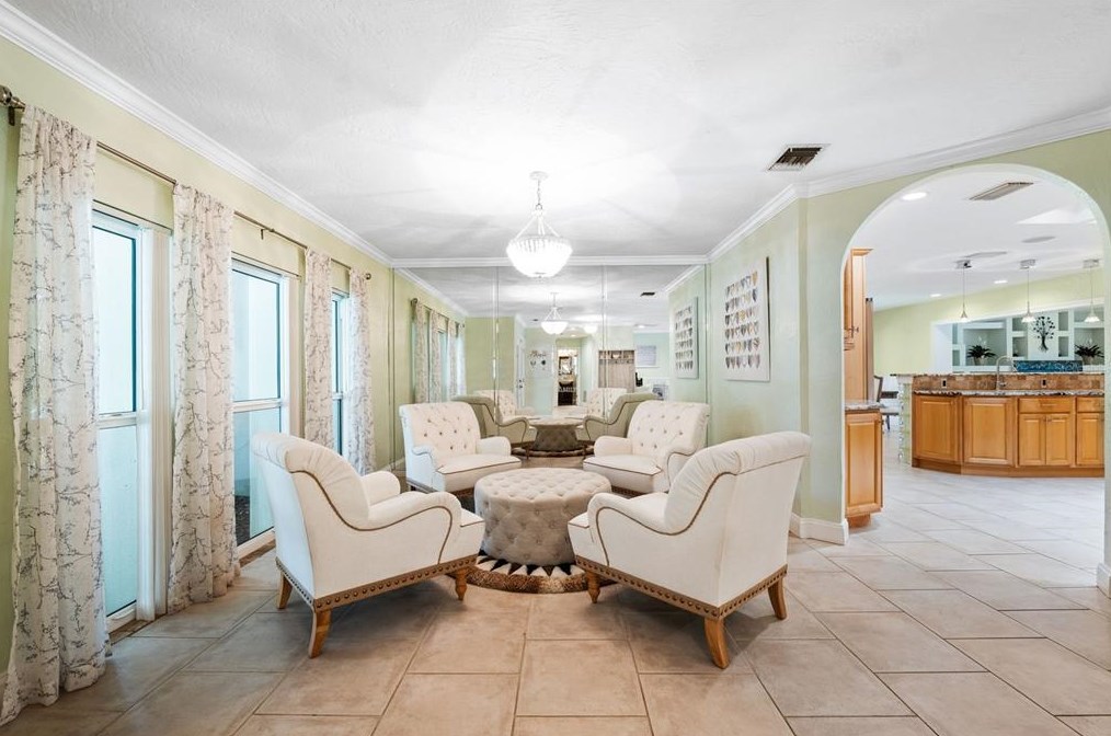 10767 Danielle Dr, Largo FL exterior