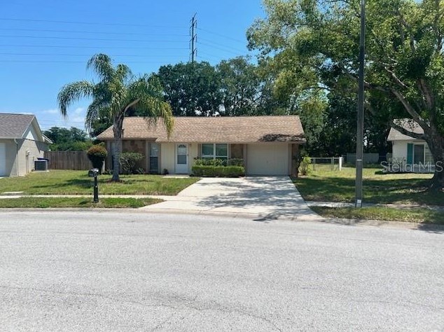 7930 Griswold Loop, New Port Richey, FL 34655-2736