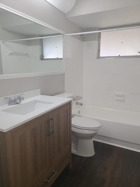 3451 Wiltshire Dr, Tarpon Springs FL  34691-1240 exterior