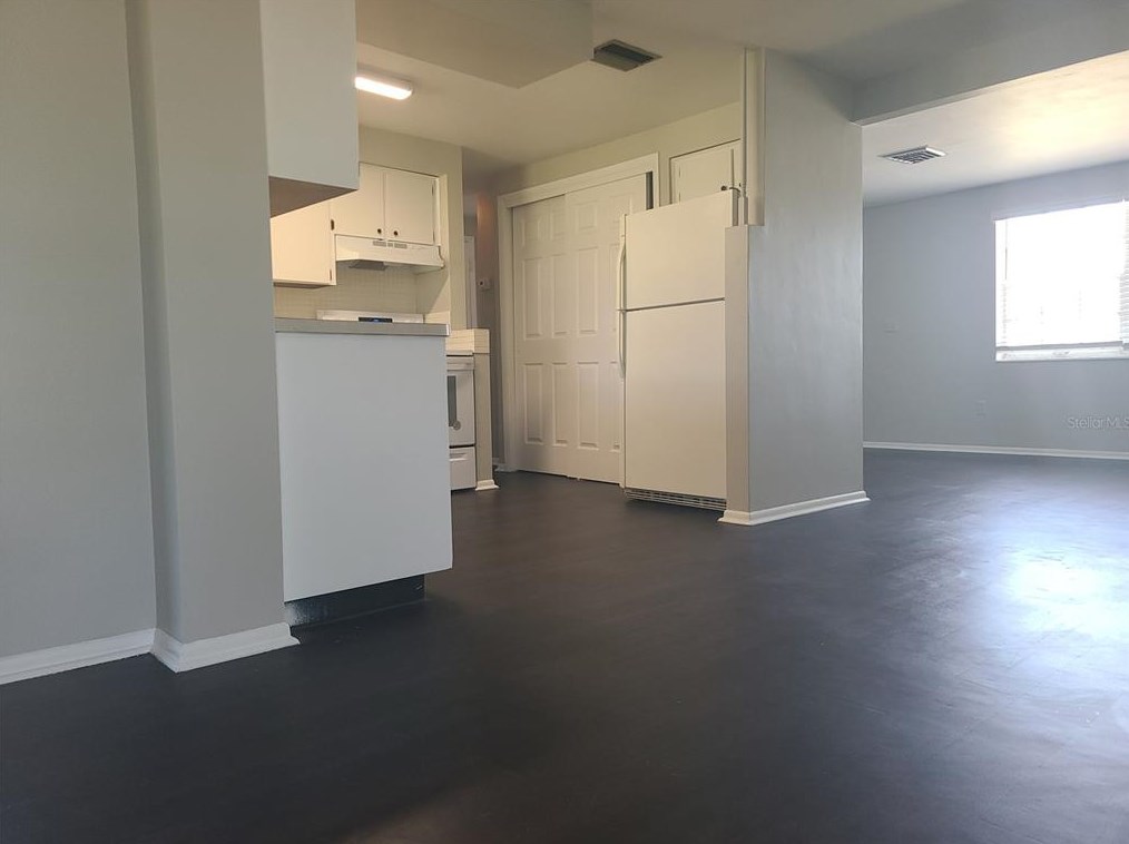 3451 Wiltshire Dr, Tarpon Springs FL  34691-1240 exterior