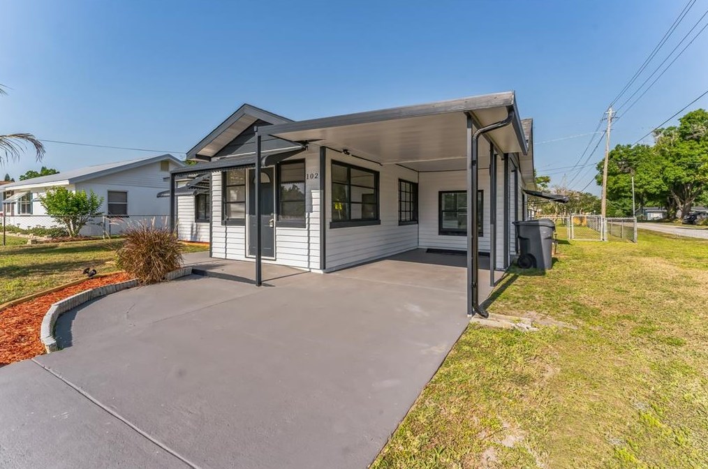 102 Ridge Ave, Winter Haven, FL 33880-5344