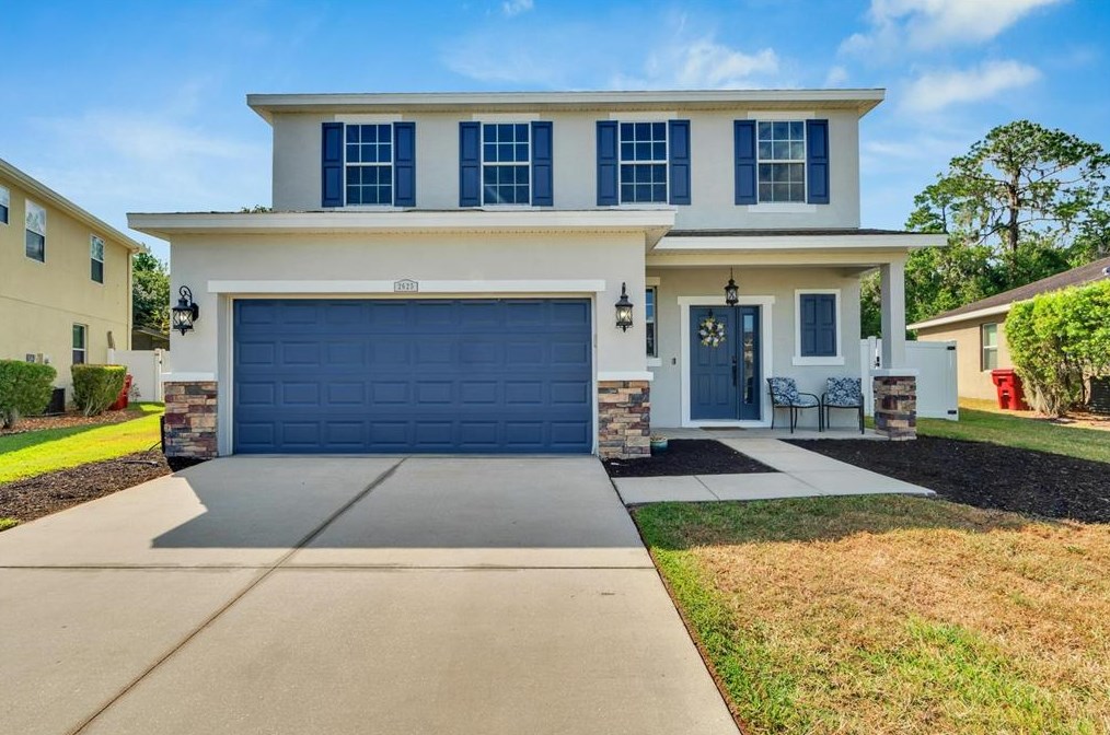 2625 Walden Woods Dr, Plant City, FL 33566-7105
