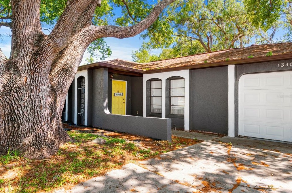 1346 Waterfall Dr, Brooksville, FL 34608