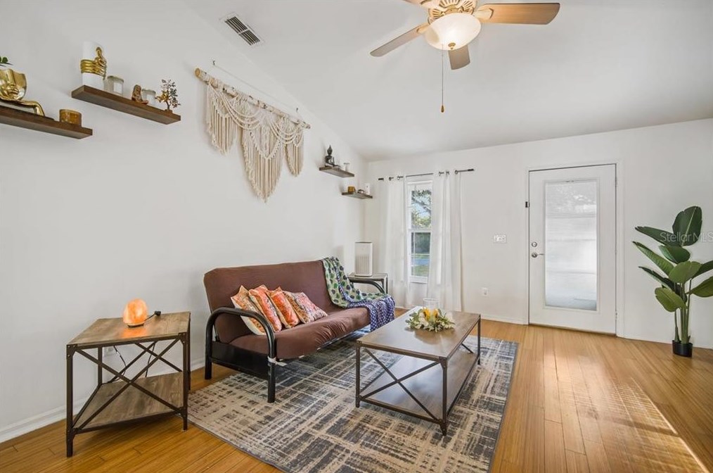 1109 Shannon Ave, Plant City FL  33563-2529 exterior