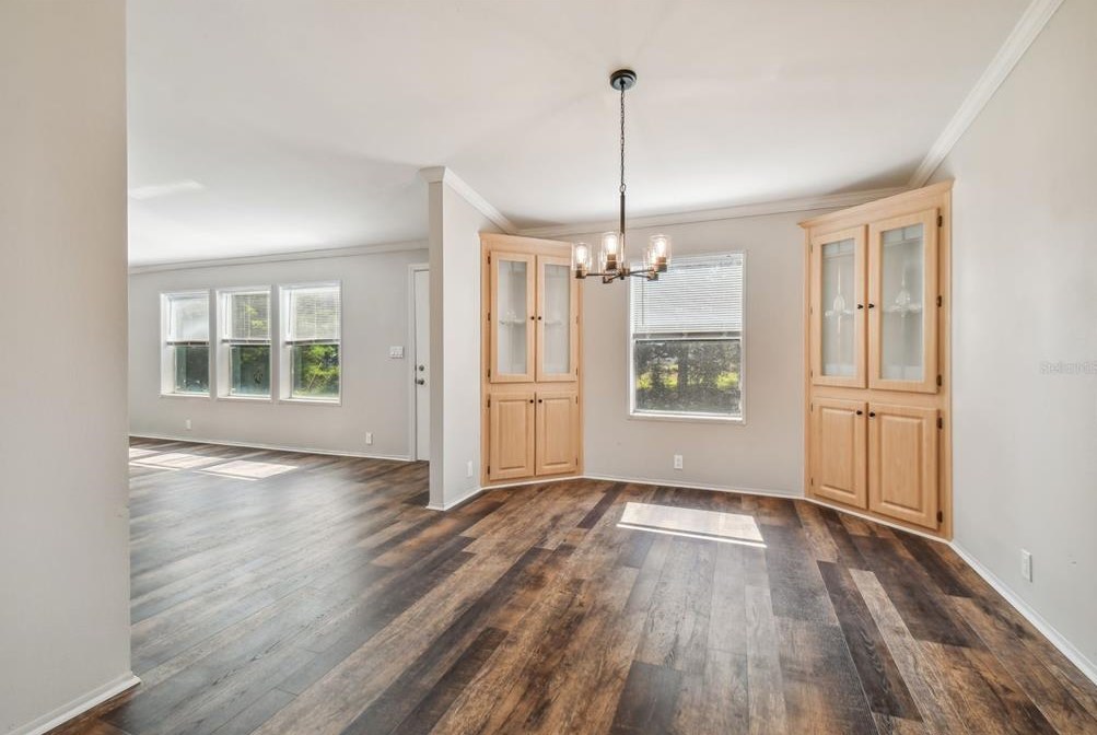 9616 Silverbend Dr, Dade City FL  33525-1466 exterior