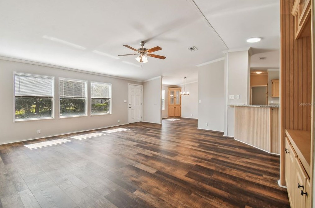 9616 Silverbend Dr, Dade City FL  33525-1466 exterior