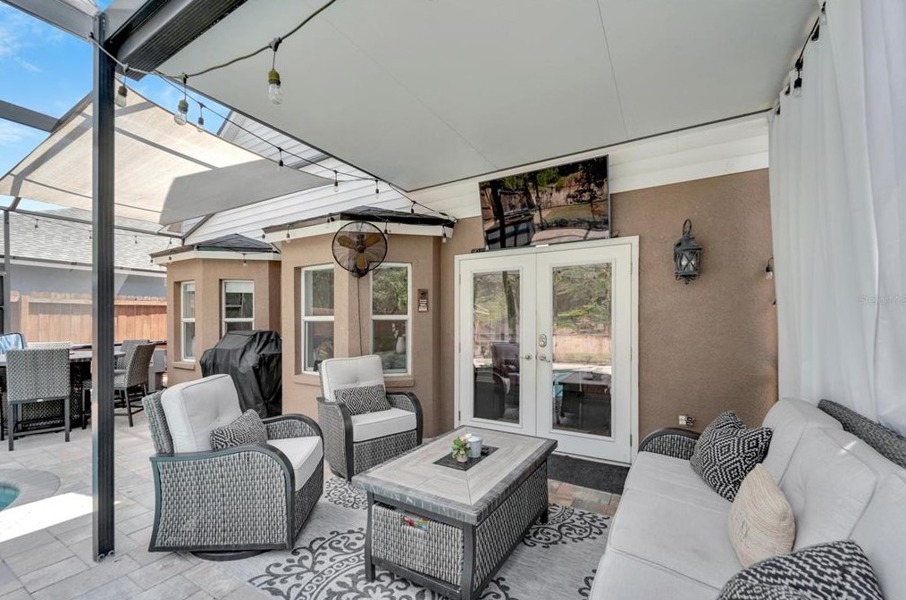 6151 Kiteridge Dr, Lithia FL 33547-5849 exterior