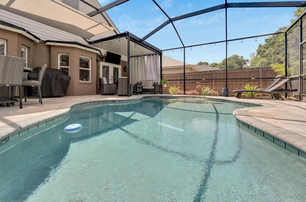 6151 Kiteridge Dr, Lithia FL 33547-5849 exterior