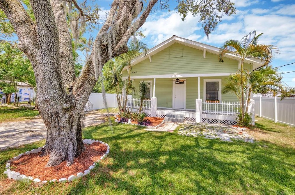 2744 Ellis Ave, Eaton Park, FL 33840