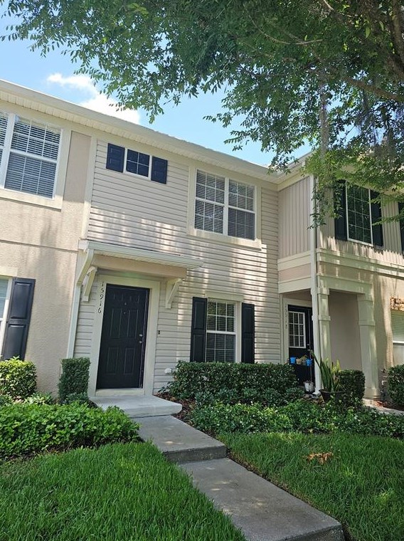 15916 Fishhawk View Dr, Lithia, FL 33547