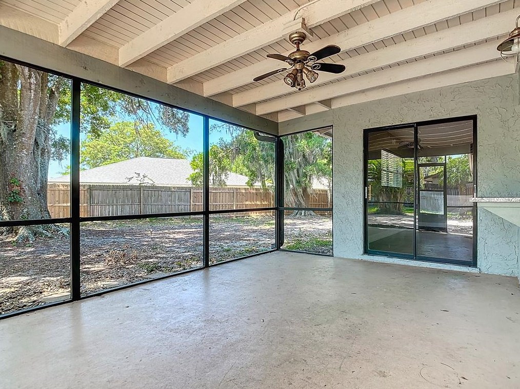 1502 Teakwood Dr, Plant City FL  33563-7848 exterior