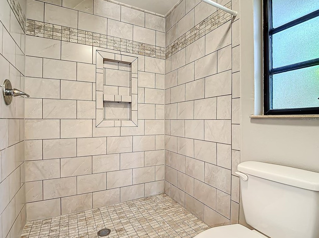 1502 Teakwood Dr, Plant City FL  33563-7848 exterior