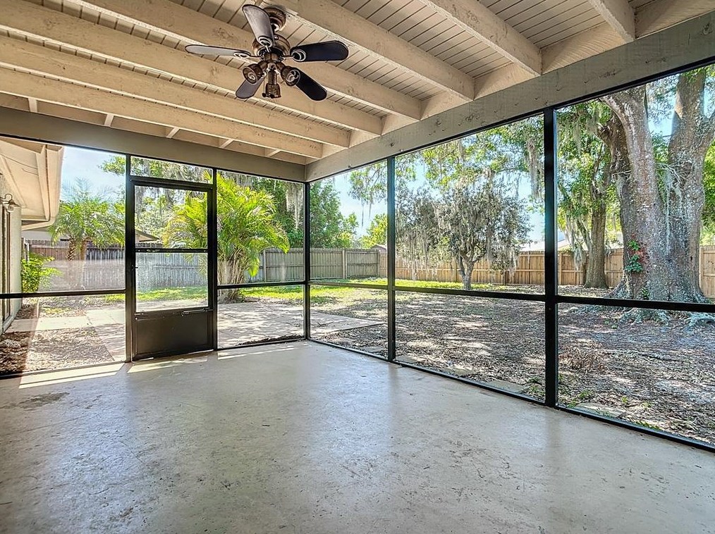 1502 Teakwood Dr, Plant City FL  33563-7848 exterior