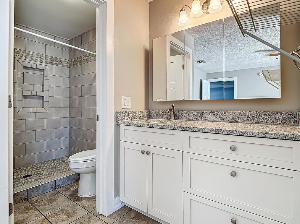 1502 Teakwood Dr, Plant City FL  33563-7848 exterior