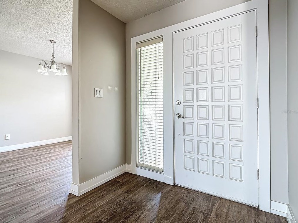 1502 Teakwood Dr, Plant City FL  33563-7848 exterior