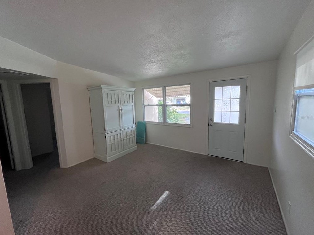 10343 111th Ave, Largo, FL 33773