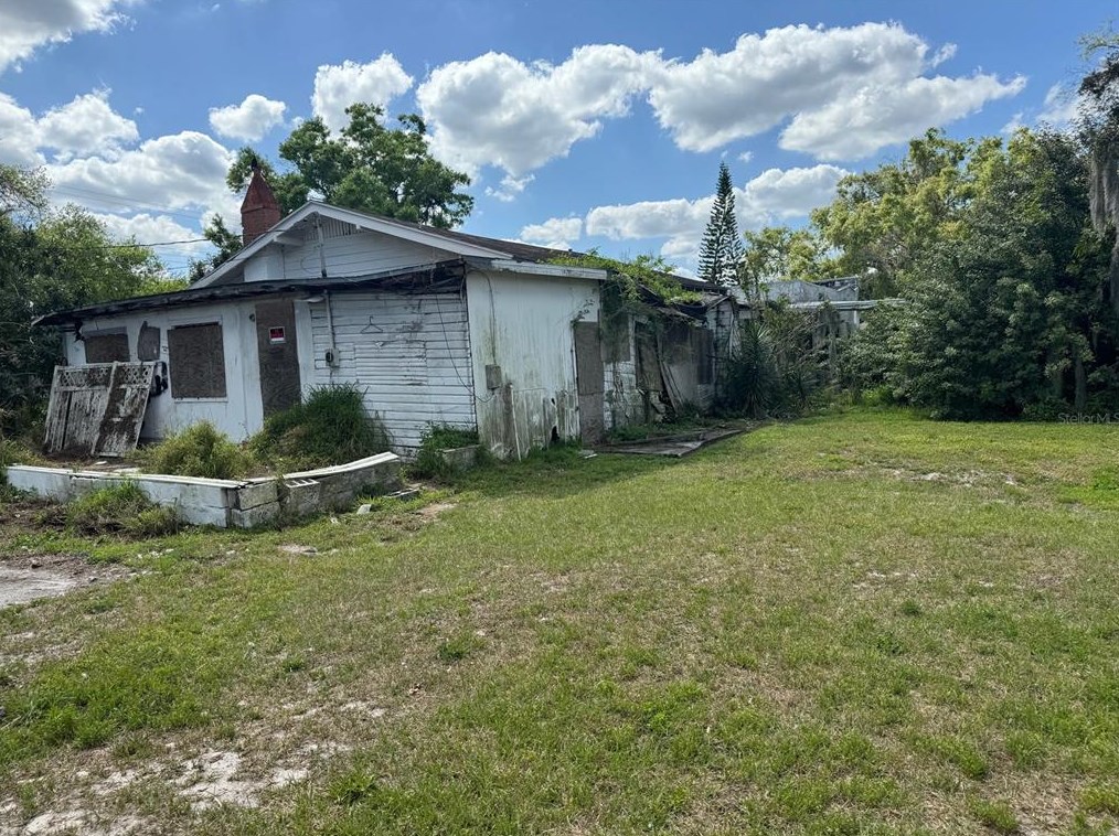 2256 E Magnolia St, Lakeland, FL 33801