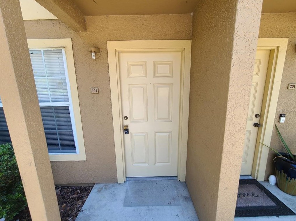36320 Stonewood Ln, Zephyrhills, FL 33541-0920