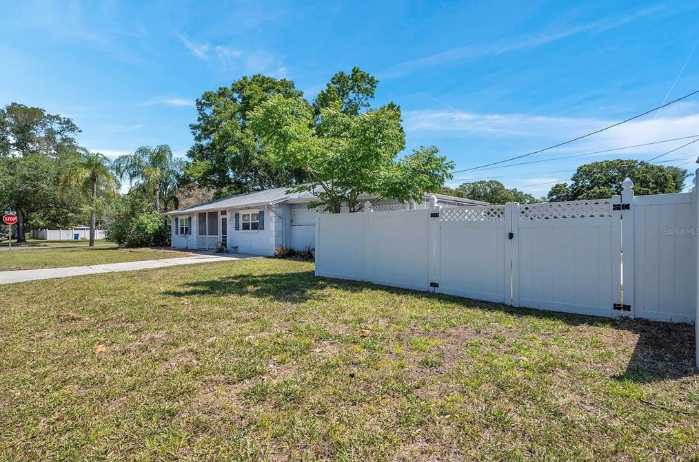 3555 26th St N, Saint Petersburg, FL 33713