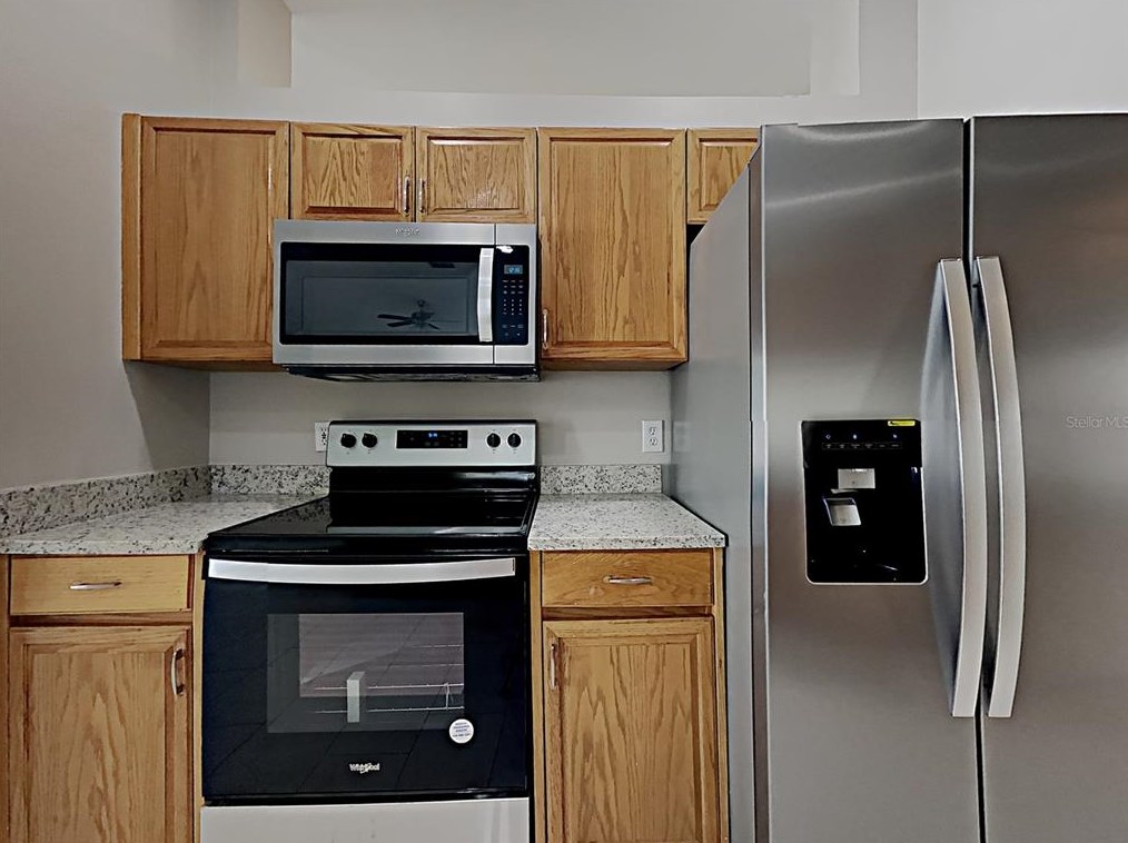 10533 Juliano Dr, Riverview FL  33569-8713 exterior