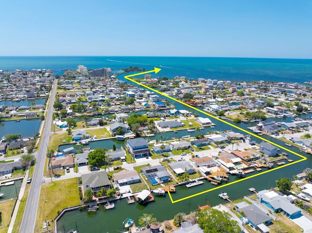 13740 Gene Rossi Ave, Port Richey, FL 34667