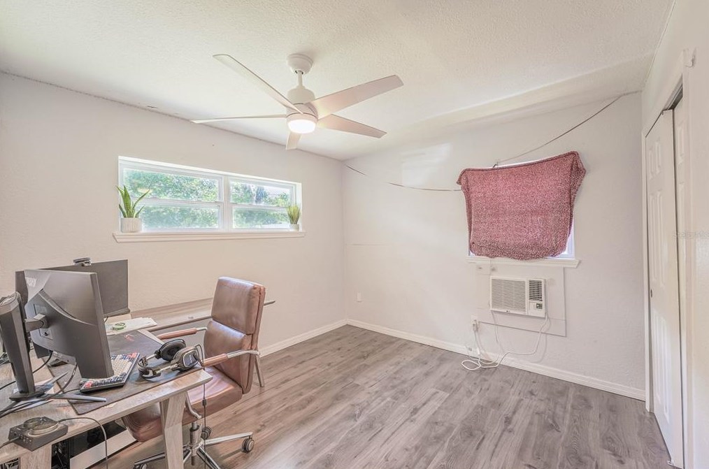 5224 Kapok Dr, New Port Richey FL  34652-4654 exterior