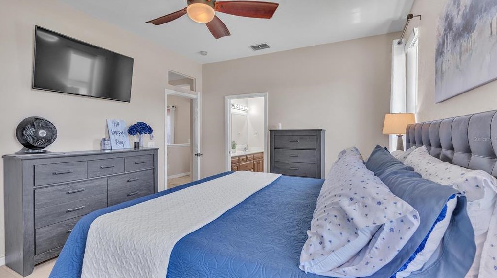 2701 Spg Mdw Dr, Plant City FL  33566-9618 exterior