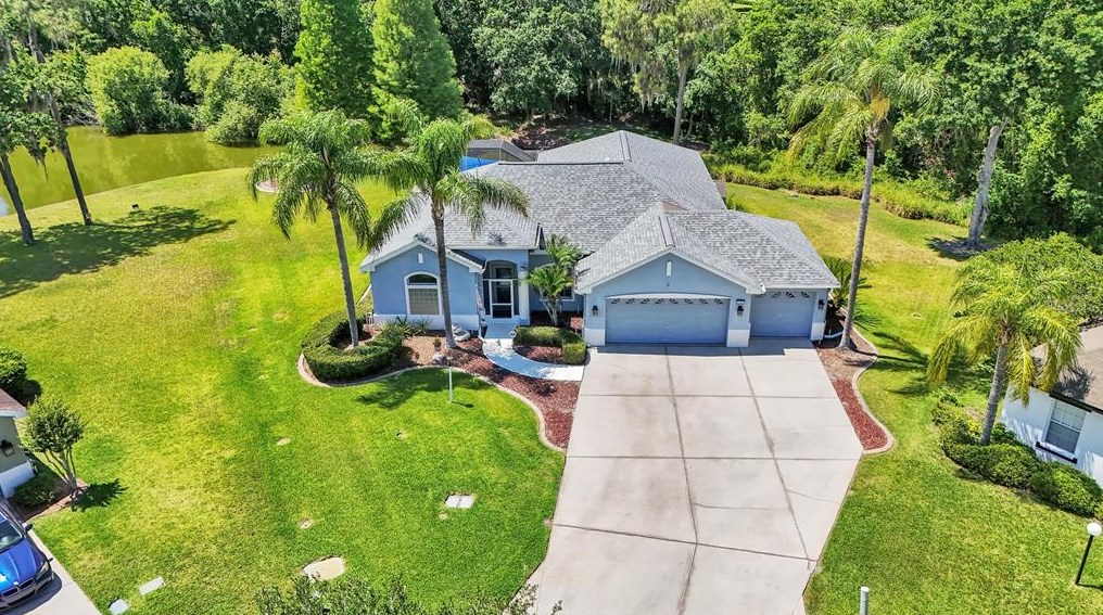 2701 Spg Mdw Dr, Plant City FL  33566-9618 exterior