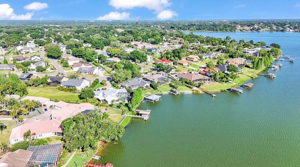 5818 Coveview Dr, Lakeland FL  33813-4811 exterior
