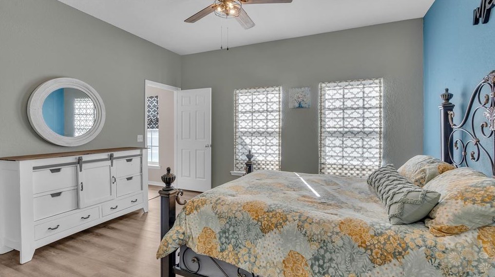 5818 Coveview Dr, Lakeland FL  33813-4811 exterior